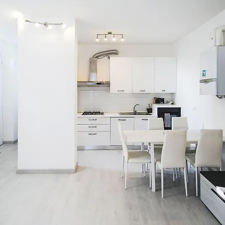 Le Gemme-3 By Interhome